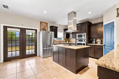 Kitchen - 301 Ladera Dr, Laredo, TX 78045 photo 2 of 6