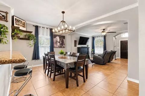Dining - 301 Ladera Dr, Laredo, TX 78045 photo 1 of 4