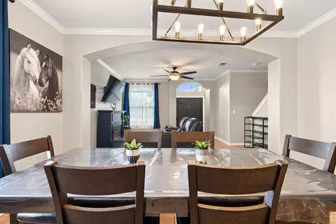 Dining - 301 Ladera Dr, Laredo, TX 78045 photo 2 of 4