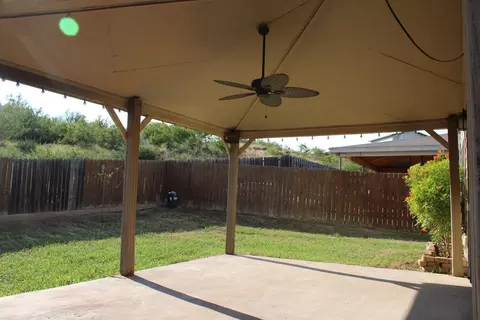 Exterior - 405 Almeja Dr, Laredo, TX 78043 photo 5 of 5