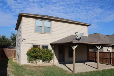 Exterior - 405 Almeja Dr, Laredo, TX 78043 photo 3 of 5