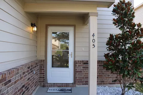 Entry Way - 405 Almeja Dr, Laredo, TX 78043 photo 1 of 4