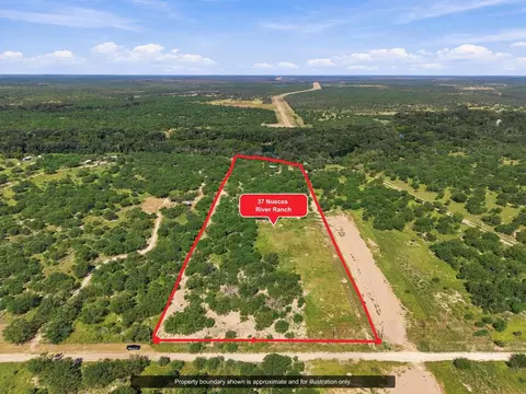 37 Nueces River Ranch Rd, Crystal City, TX 78839