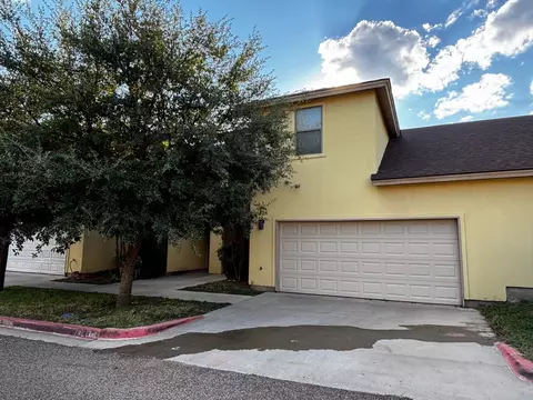 10510 Sandia Dr #205, Laredo, TX 78045