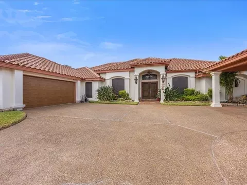 104 Omeara Cir, Laredo, TX 78045