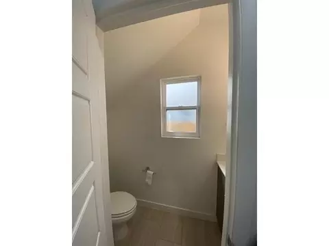 Bath - 422 Deer Path Loop, Laredo, TX 78045 photo 2 of 2