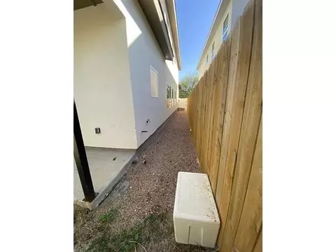 Exterior - 422 Deer Path Loop, Laredo, TX 78045 photo 4 of 4