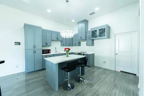 Kitchen - 1604 Tulum Dr, Laredo, TX 78046 photo 1 of 2