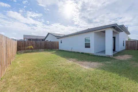 Exterior - 1604 Tulum Dr, Laredo, TX 78046 photo 3 of 3