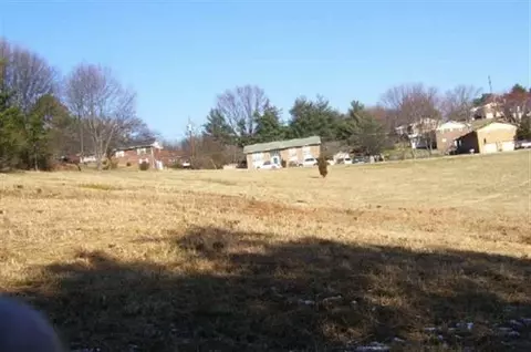 220 Brentwood Dr, Morristown, TN 37814