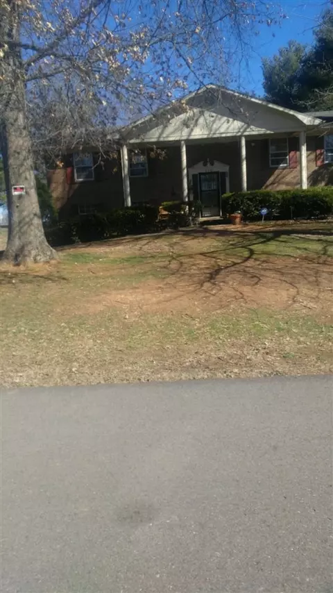 516 Andrew Cir, Talbott, TN 37877 photo 1