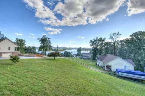 519 Simpson Ln, Bean Station, TN 37708 photo 2