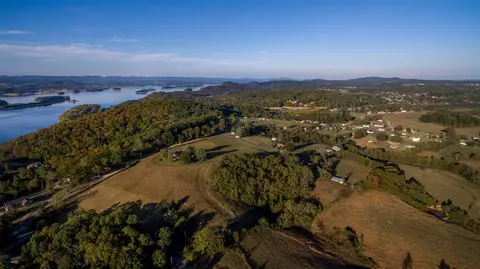 7263 Circle Point Dr, Talbott, TN 37877 photo 6