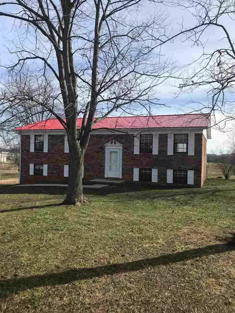 6386 Lavern Cir, Talbott, TN 37877 photo 1
