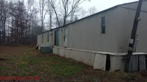 1203 Needmore Rd, Bybee, TN 37713 photo 9