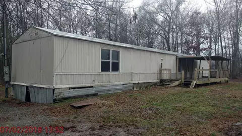 1203 Needmore Rd, Bybee, TN 37713 photo 1