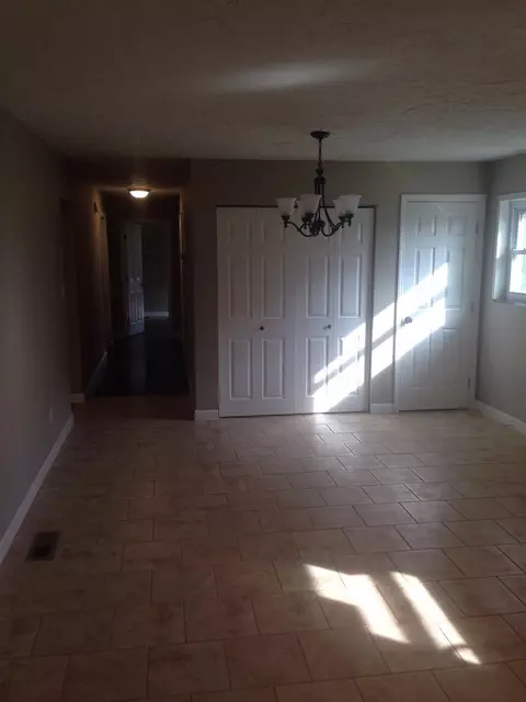 263 Old Poplar Ridge Rd, Talbott, TN 37877 photo 10