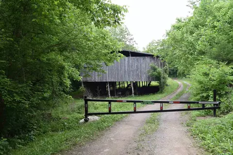 3472 Glendale Rd, Bybee, TN 37713 photo 3