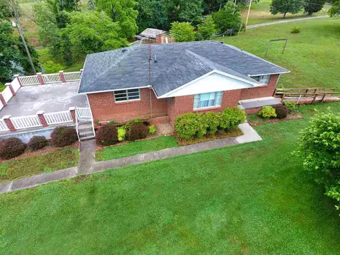 445 Howard Rd, Bean Station, TN 37708 photo 3