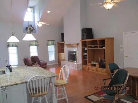 8200 Greenbriar Rd, Talbott, TN 37877 photo 3