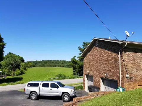 825 829 Lakeshore Rd, Talbott, TN 37877 photo 13