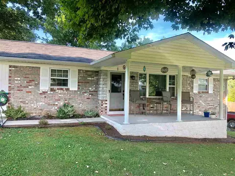 142 Clearview Dr, Bean Station, TN 37708 photo 1