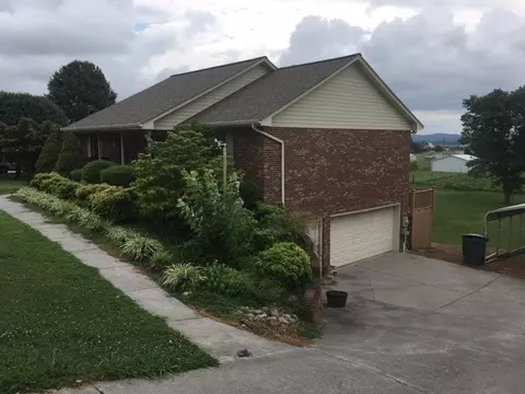 7241 Sweetbriar Rd, Talbott, TN 37877 photo 3