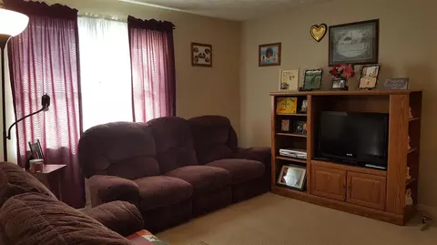 2686 Mayfield Dr, Talbott, TN 37877 photo 7