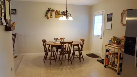 2686 Mayfield Dr, Talbott, TN 37877 photo 8