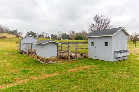 2476 Tarr Rd, Talbott, TN 37877 photo 32