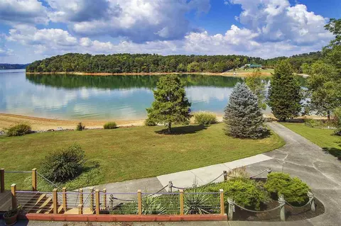 7861 Melanie Cir, Talbott, TN 37877 photo 9