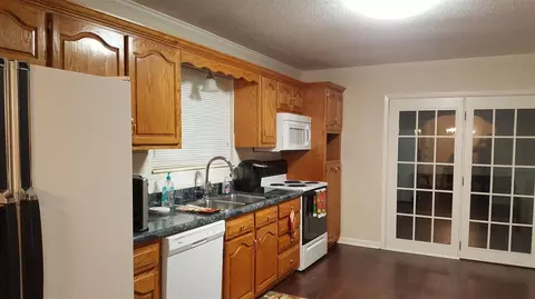 2715 Mayfield Dr, Talbott, TN 37877 photo 5