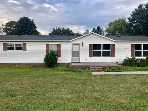 413 Meadowood Dr, Talbott, TN 37877 photo 1