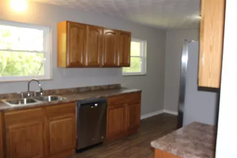 2581 Sharon Cir, Talbott, TN 37877 photo 5