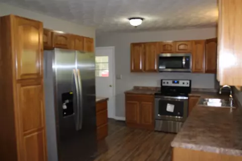 2581 Sharon Cir, Talbott, TN 37877 photo 6