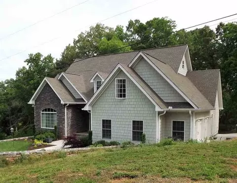 8166 Cross Creek Dr, Talbott, TN 37877 photo 3