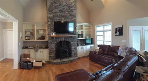 8166 Cross Creek Dr, Talbott, TN 37877 photo 17