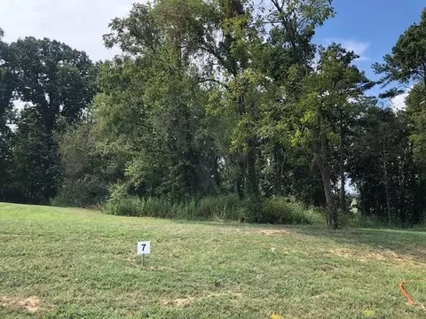 lot7 Fairway Dr, Dandridge, TN 37725