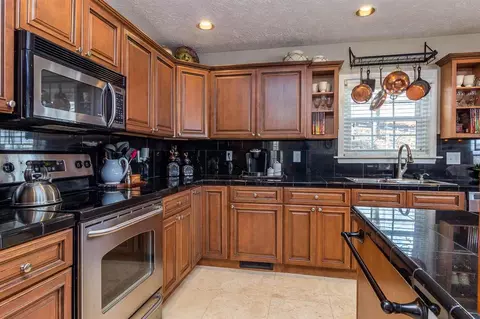 7484 Evolene Cir, Talbott, TN 37877 photo 16