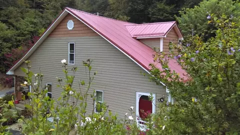 2455 Howard Rd, Bybee, TN 37713 photo 2