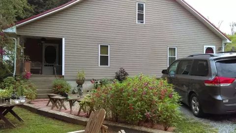 2455 Howard Rd, Bybee, TN 37713 photo 1