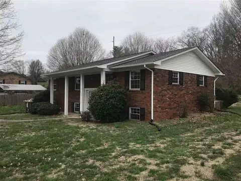 227 Whippoorwill Dr, Talbott, TN 37877 photo 2