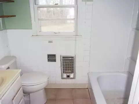 501 E Barton Ridge Rd, Greeneville, TN 37745 photo 9