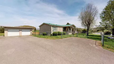 7676 Wells Rd, Talbott, TN 37877 photo 4