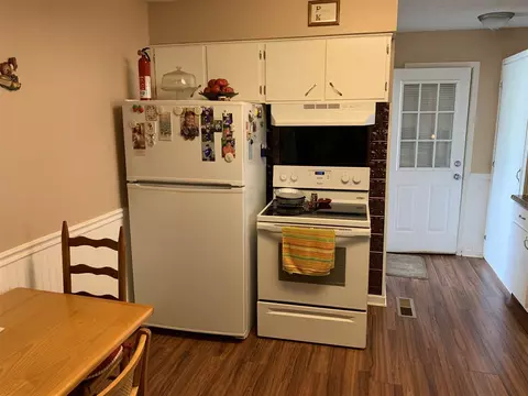 147 Britton Dr, Talbott, TN 37877 photo 3
