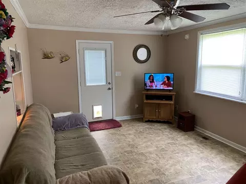 147 Britton Dr, Talbott, TN 37877 photo 4