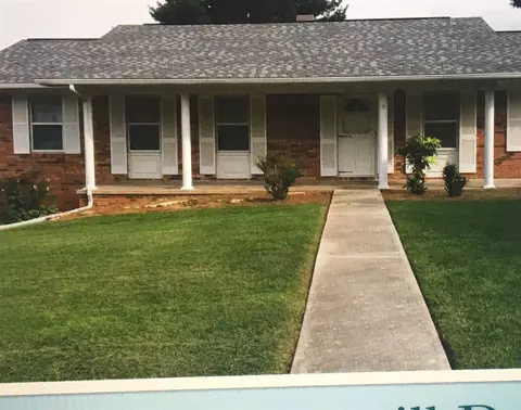 1007 Whippoorwill Dr, Talbott, TN 37877 photo 2