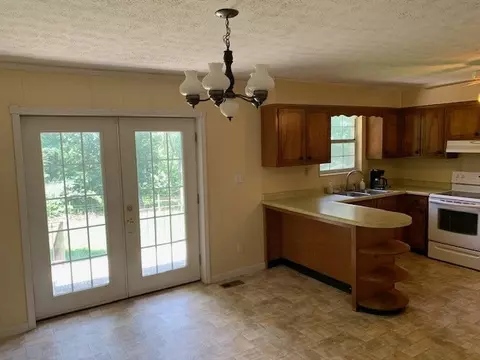 2196 Carmichael, White Pine, TN 37890 photo 8