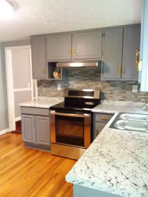 2628 Sharon Cir, Talbott, TN 37877 photo 10