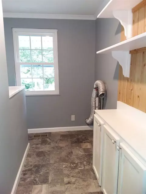 2628 Sharon Cir, Talbott, TN 37877 photo 7